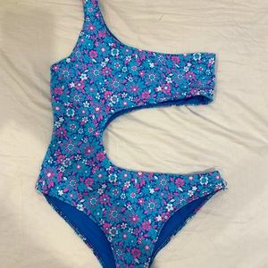 Frankie’s Bikinis cash one piece in blue wave